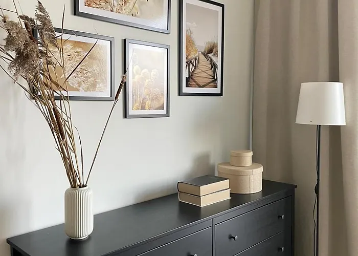 Industria * Μπίντγκοστς